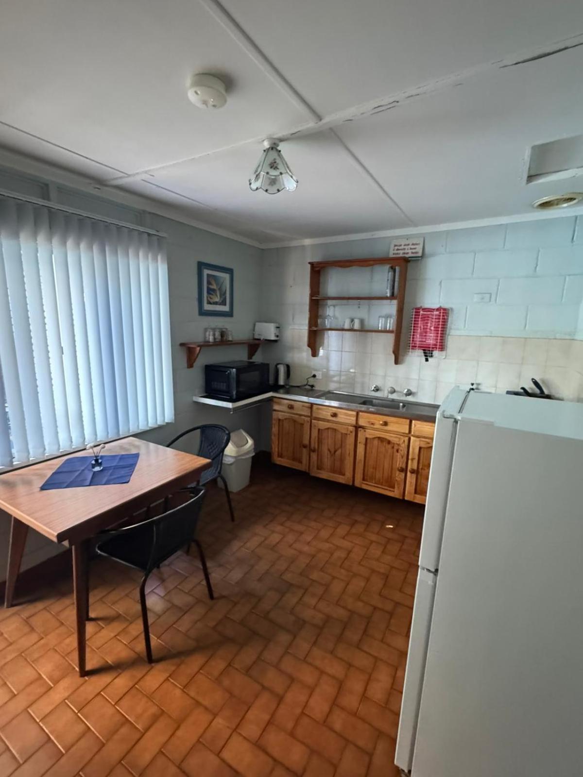 Pelican Point Waterfront Resort Formerly Carnarvon Beach Retreat ภายนอก รูปภาพ