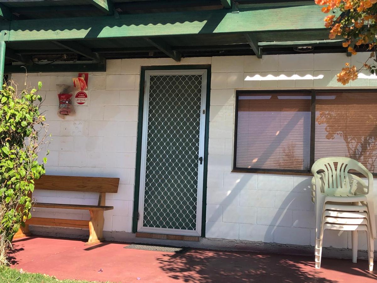 Pelican Point Waterfront Resort Formerly Carnarvon Beach Retreat ภายนอก รูปภาพ